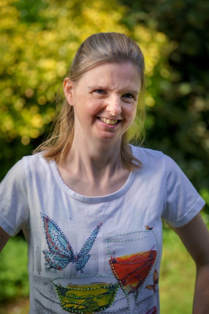 Anna Hoyle