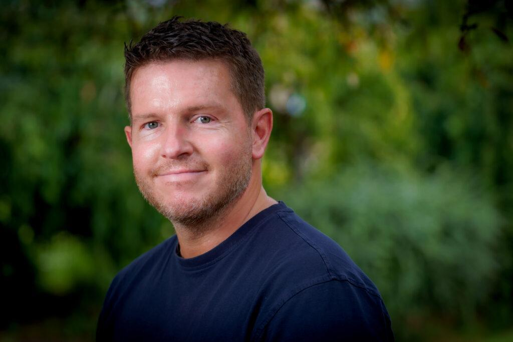 Damien Curtis